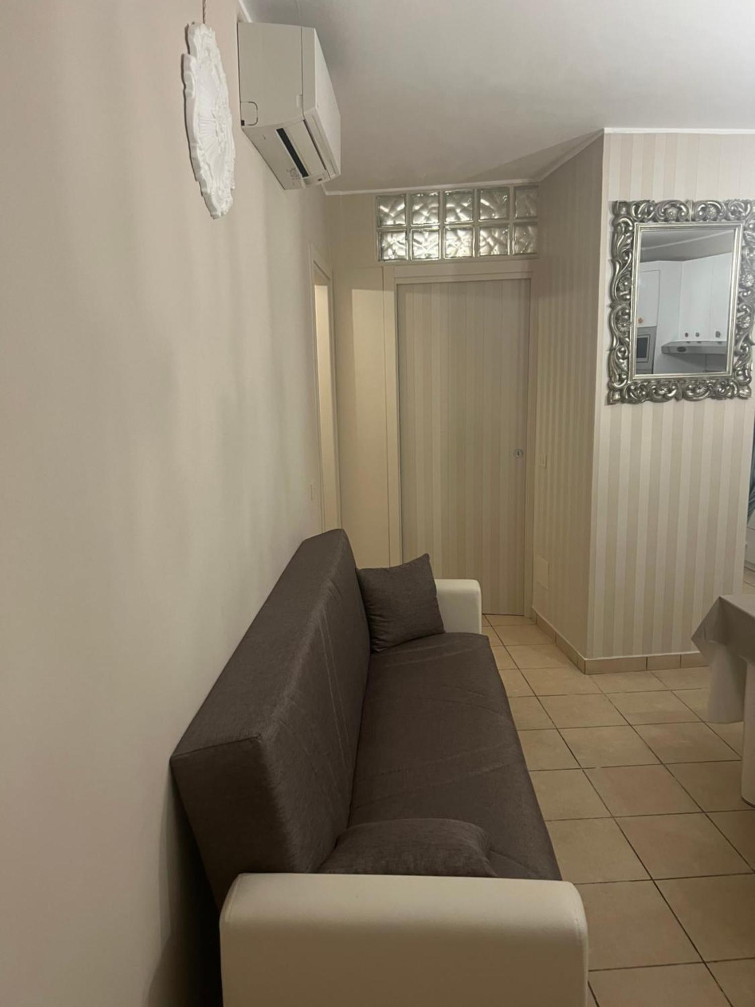 Tevere 20 House Monza Pokój zdjęcie