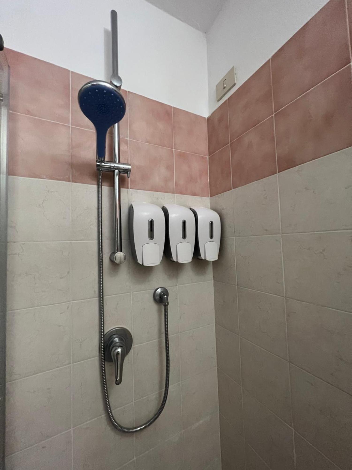 Tevere 20 House Monza Pokój zdjęcie